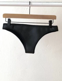 Jenna Bottom - Black Smoothie 2mm - SOLD AS IS - 20%