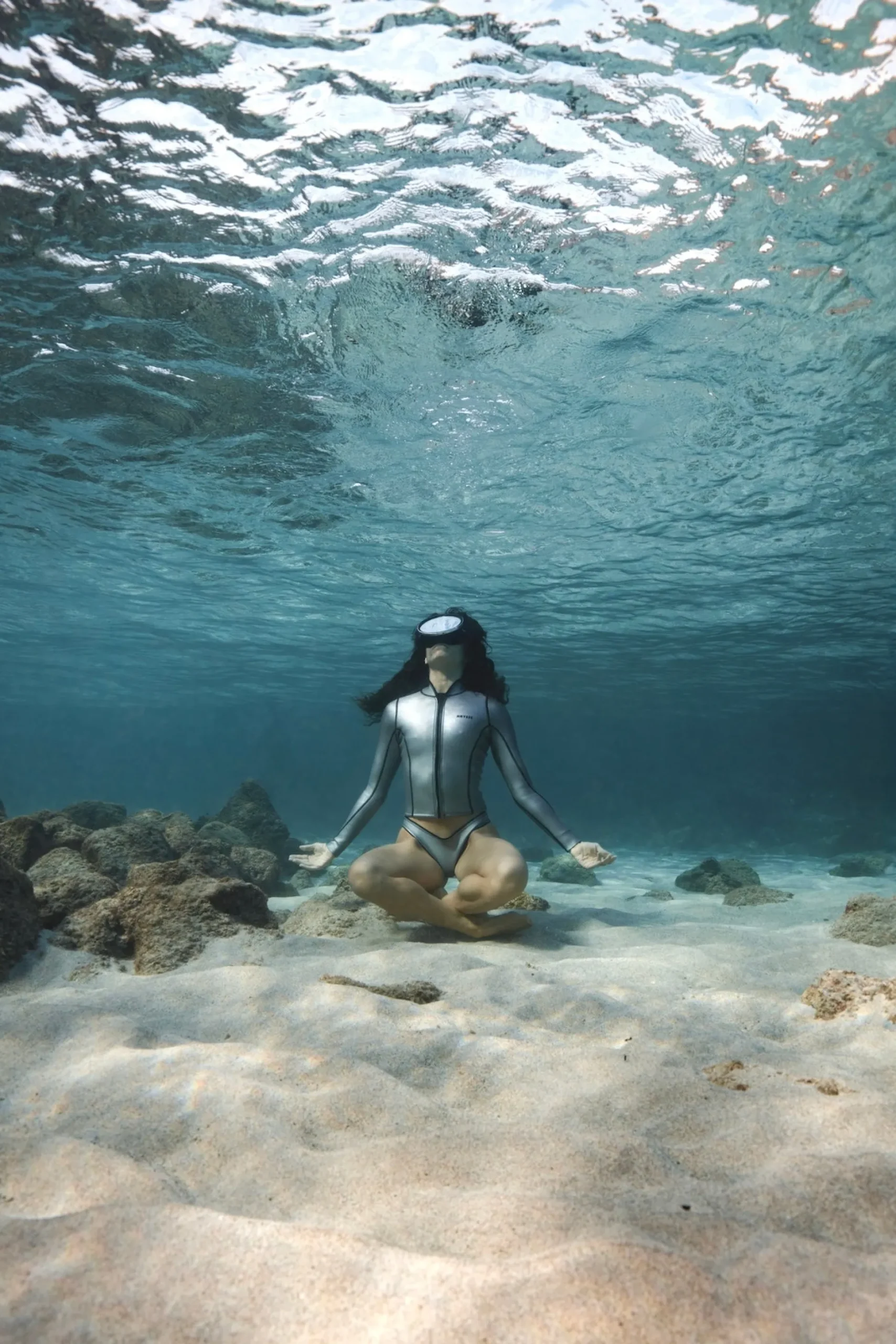 Rell Vest – Silver Smoothie 2mm